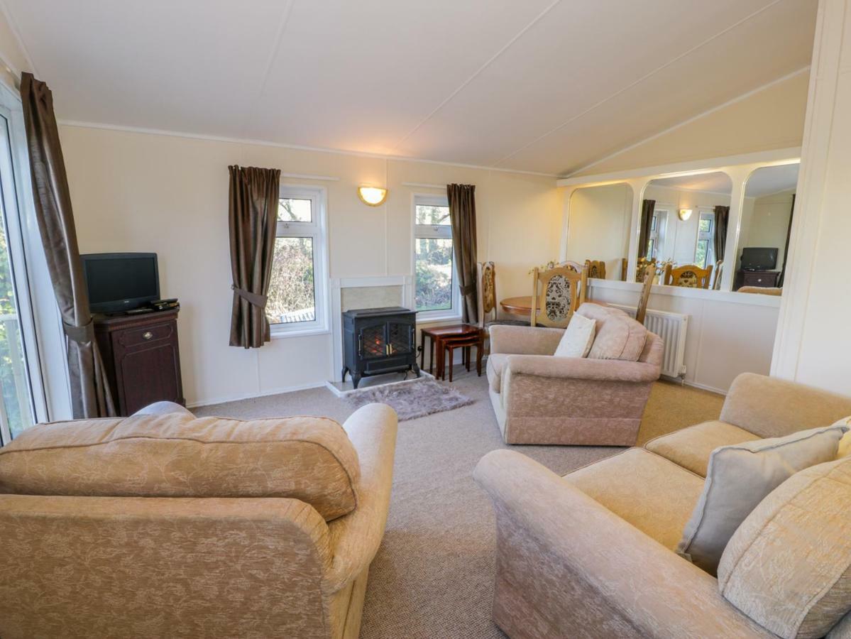 Caban Y Felin Villa Holyhead Esterno foto